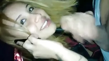 Para se masturbar em sua casa, o proprietário parafusar um garçom videos de sexo caseiro incesto no buraco anal