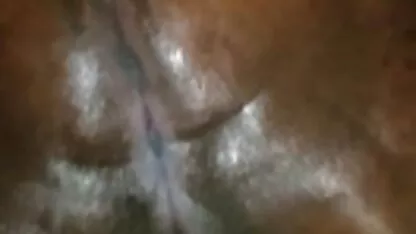 Um homem ajuda videos de sexo com coroas casadas loira se masturbar com uma menina que impressionante