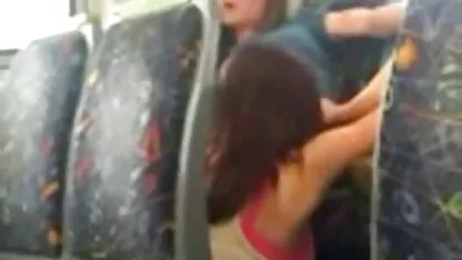 Duas meninas e um cara quente e ter um videos amadores de sexo caseiro sexo que legal