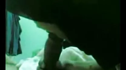 Sensual massagista leva cliente para novinha transando vídeo caseiro orgasmo