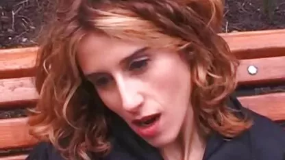 As meninas pesquisar vídeo pornô caseiro russas bêbadas por um longo tempo sem quebrar levam o frango na boca e depois desistem