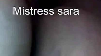Uma menina que não tem experiência para a mãe de seu amigo e pede-lhe para ensiná-lo a fazer um boquete caseiro xvideos