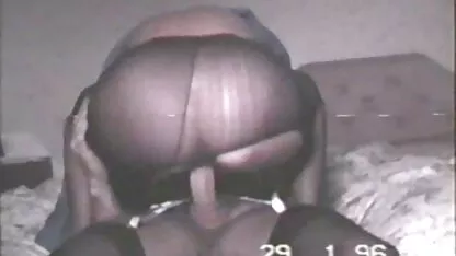 Muito honesto morena adora posar nua em locais públicos videos caseiros xv