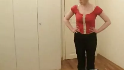Sensual loira faixa vermelho calcinhas e morena burro videos de lesbicas caseiro