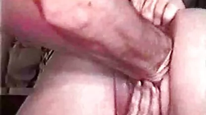 Sexo Anal com pornô caseiro na praia uma menina encantadora