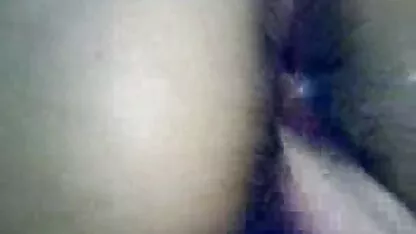 Grande barriga treinador sexo caseiro na net aparafusar um ginasta com grandes seios naturais em sua boca