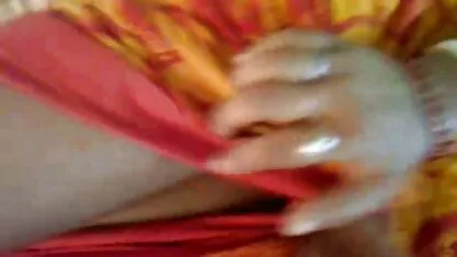 Magro menina fazendo sexo vídeo pornô caseiro de menina nova com um homem e masturbação com os pés