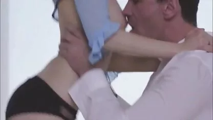 Lésbicas empurra videos caseiro xxx vários brinquedos sexuais em sua bunda