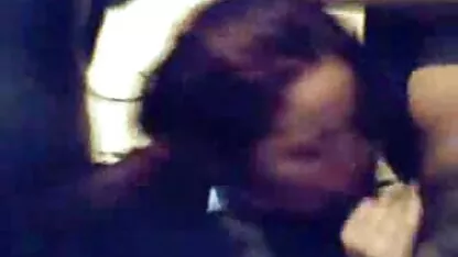 Sexo em novinha fazendo vídeo caseiro casa depois de dormir