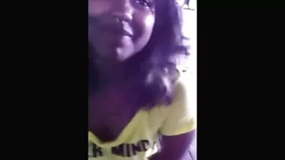 Anjo doce pequeno kick em mulher dando o cu caseiro a burro