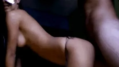 Russo grupo sexo dois rapazes e uma jovem morena caseiro brasileiro sexo luxury