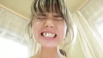 Insira um dedo na buceta da menina e xvideo suruba caseiro fazer o seu esguicho