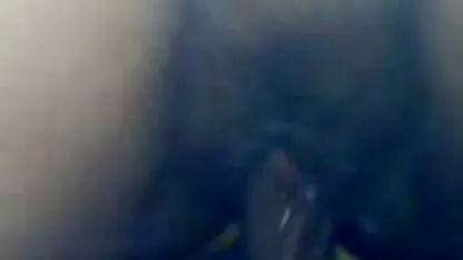 duas lésbicas de cabelos escuros e um conjunto caseirosporno de entretenimento aberto