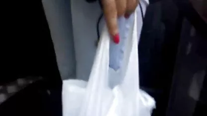 Beleza russa com seios naturais deixa um pau em sua pornô caseiro hd vagina