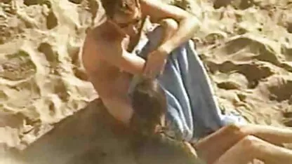 Gozada no rosto de seu colega de classe depois do sexo video anal caseiro