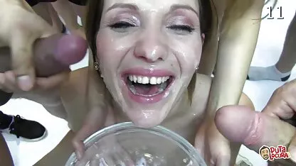 Loira polonesa sua boca video caseiro no mato com um pau grande